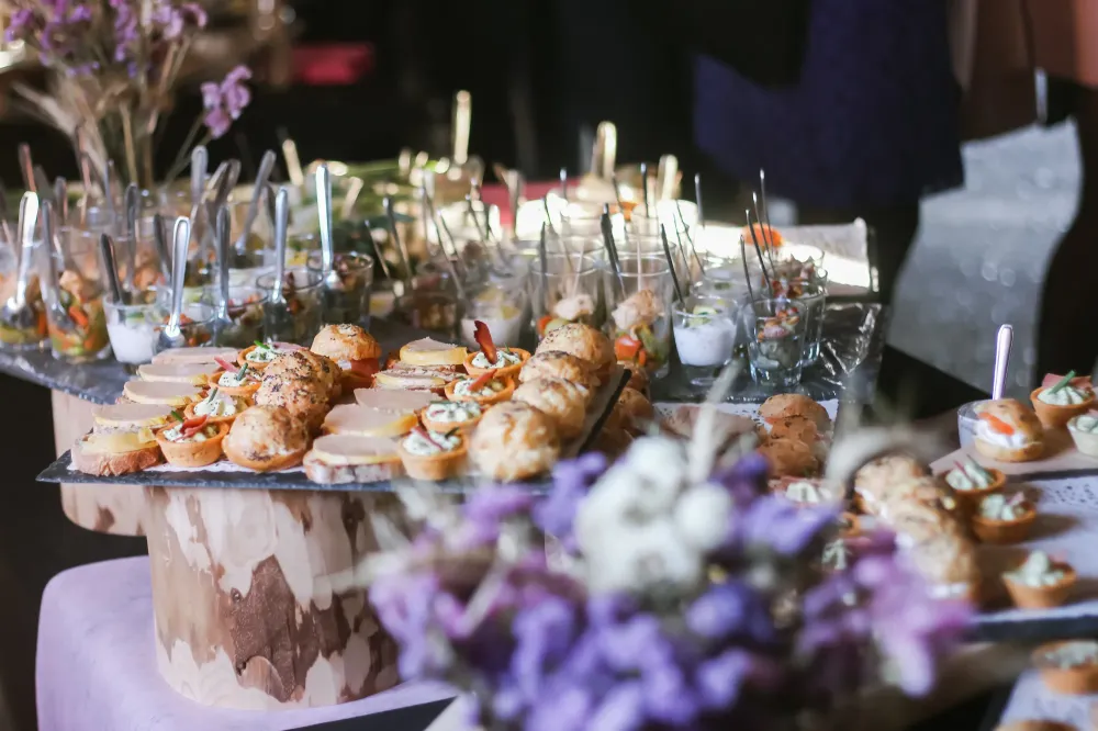 Repas de mariage à Pleine-Fougères