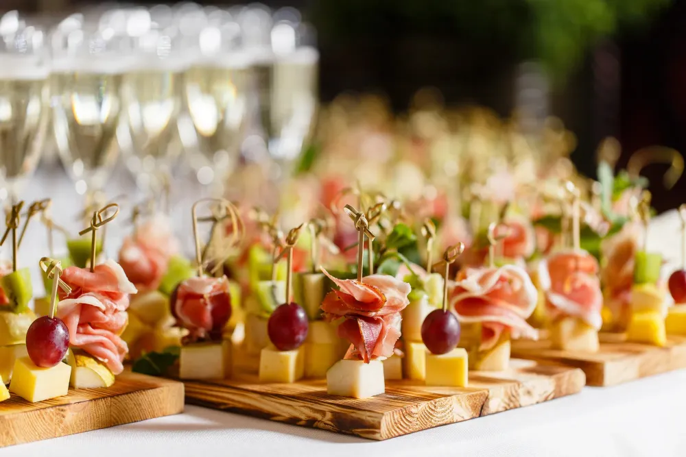 Buffet à Pleine-Fougères